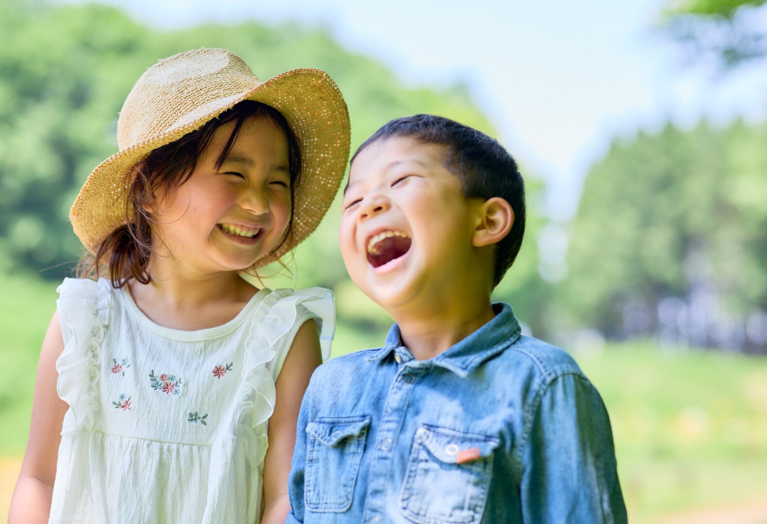 笑顔で過ごす子どもたち