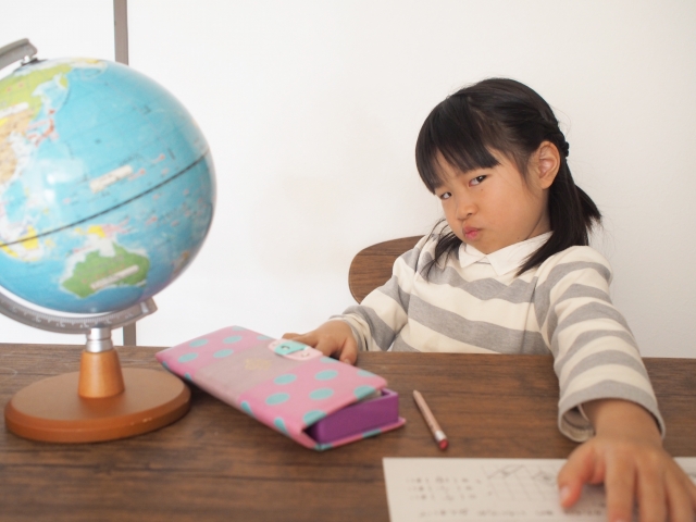 宿題をやらない子