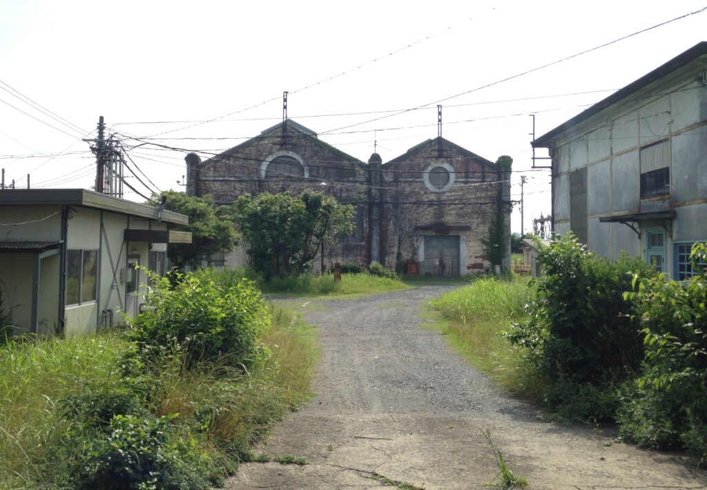 中間市 遠賀川水源地ポンプ室