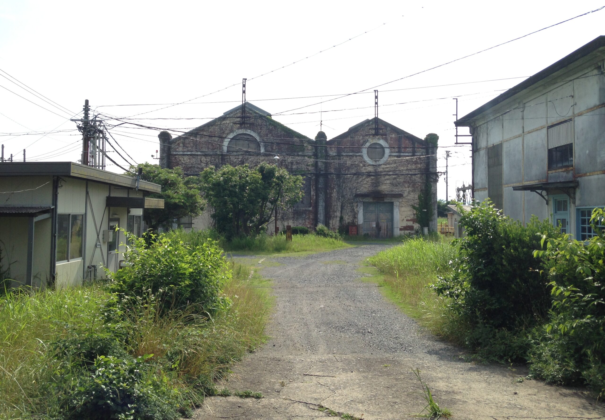 中間市 遠賀川水源地ポンプ室