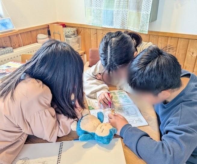 NIJINアカデミー青森浪岡校で学ぶ子どもたち