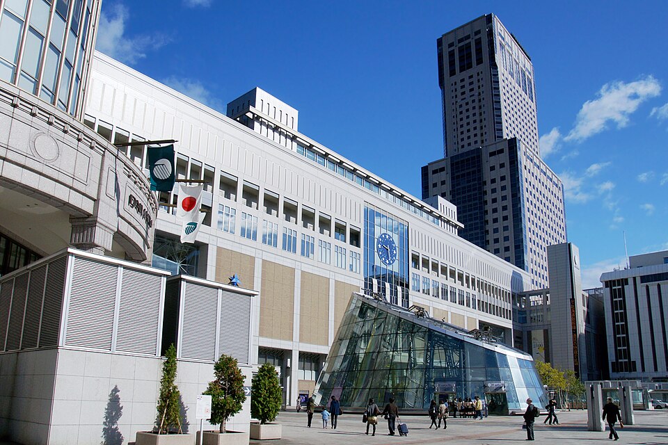 札幌駅北口の駅前風景