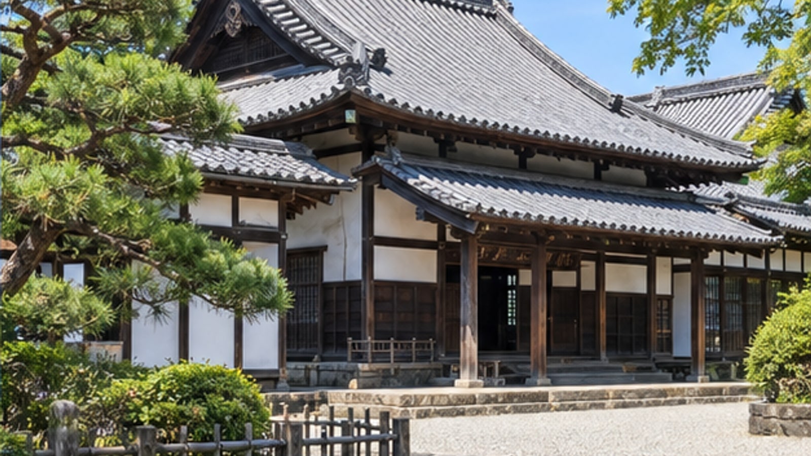 足利の歴史ある建築を思わせる木造建物の風景