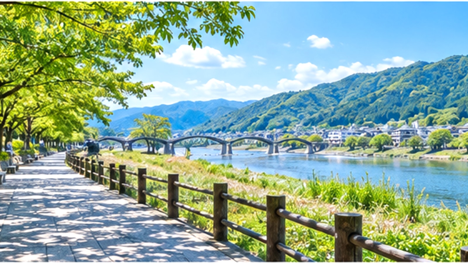 錦川沿いの遊歩道と木々を描いた景色