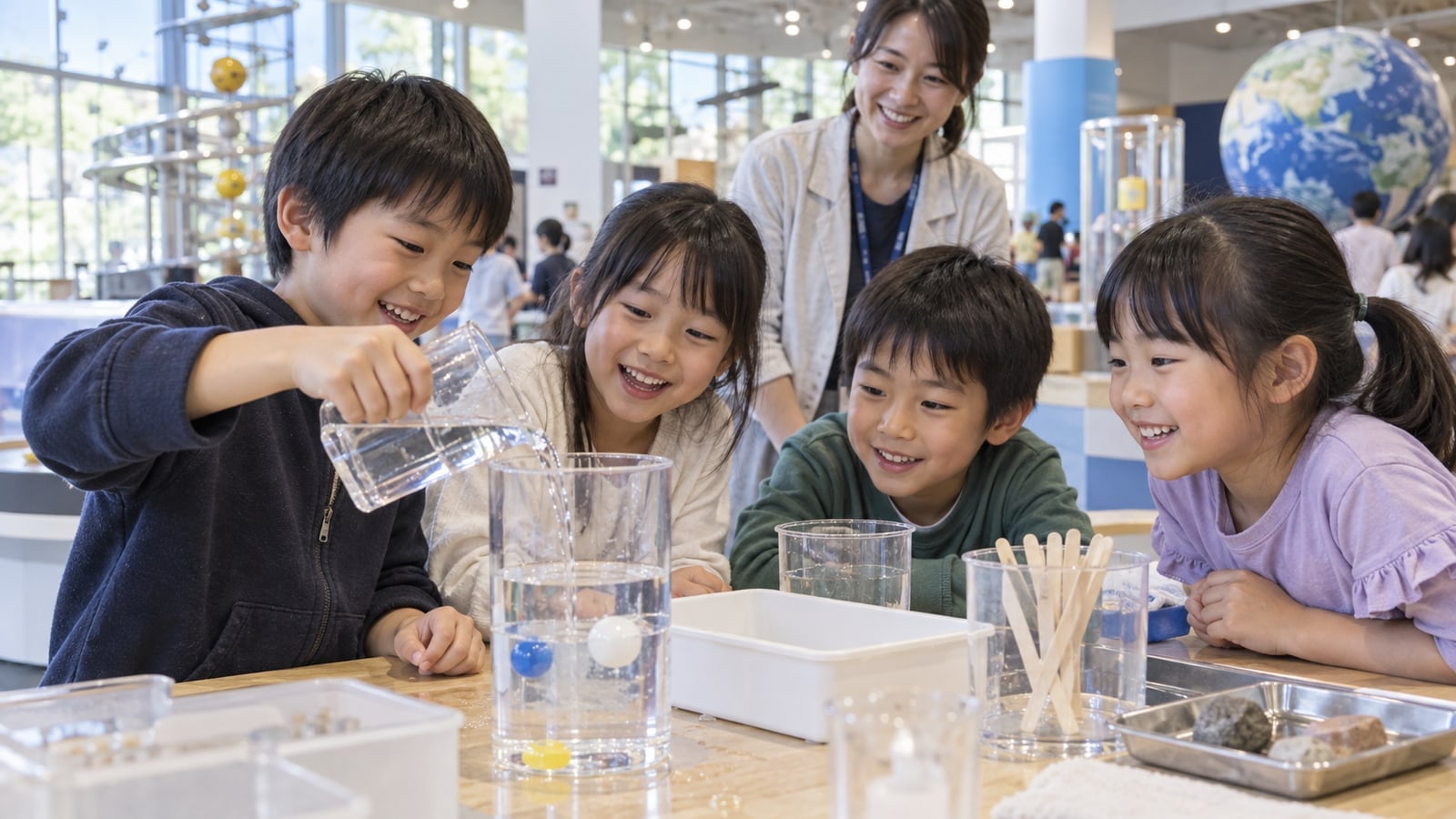 子どもの活動について話す家族のAI生成イラスト。十和田市内の実在家庭や講座の写真ではありません。