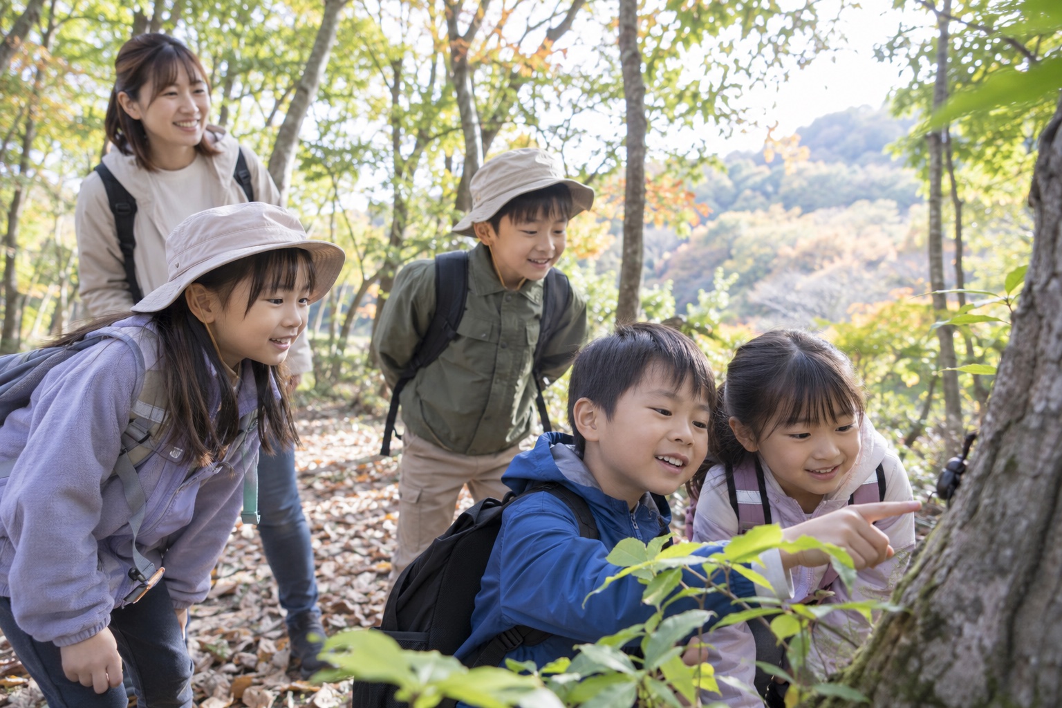 宇都宮市周辺の自然体験をイメージした、森で葉を観察する子どもたち(生成画像。実際のイベント・参加者ではありません)